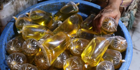 Subsidi Minyak Goreng Curah Dinilai Belum Bisa Selesaikan Masalah