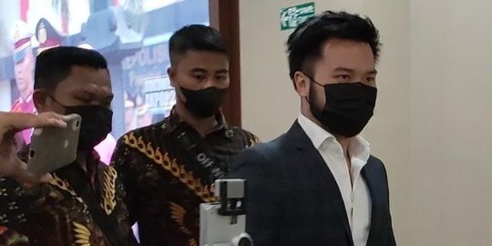 Didampingi Kuasa Hukum, Rudy Salim Penuhi Panggilan Polisi Terkait Kasus Indra Kenz