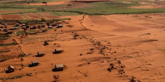 Kondisi Pulau Hijau Madagaskar Berubah Jadi Merah Akibat Kemarau Panjang