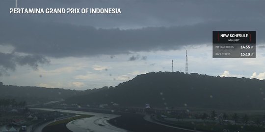 Sirkuit Mandalika Diterpa Hujan Deras, Start MotoGP Ditunda