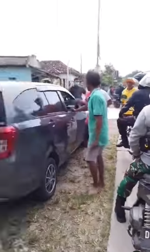 adu mulut ayah amp anak di pinggir jalan