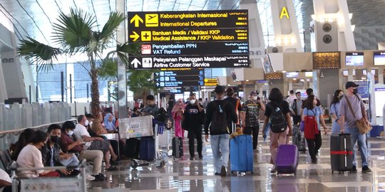 Pandu Riono: Aturan Wajib Karantina Pelaku Perjalanan Luar Negeri Bisa Dihentikan