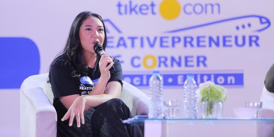 Biografi Lengkap Putri Tanjung, Anak Konglomerat hingga Jadi Stafsus Presiden Jokowi