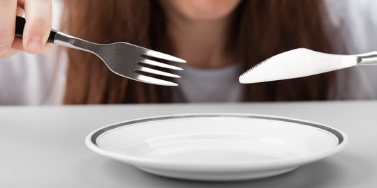 8 Makanan yang Baik Dikonsumsi saat Perut Kosong, Dukung Metabolisme Tubuh