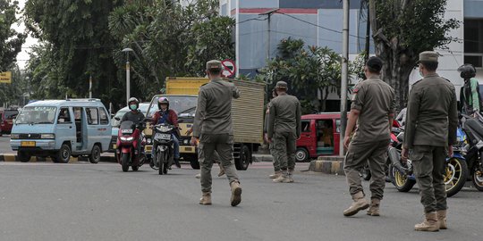 PPKM Jawa-Bali Diperpanjang hingga 4 April 2022, Mendagri Tito Hapus Status Level 4