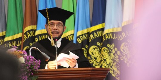 Mengenal Anwar Usman, Hakim Konstitusi Taklukan Hati Idayati Adik Jokowi