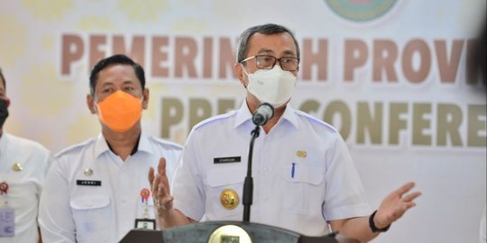 Curhat ke Sandiaga, Gubernur Riau Harap Pintu Masuk Wisatawan dari Bandara Dibuka