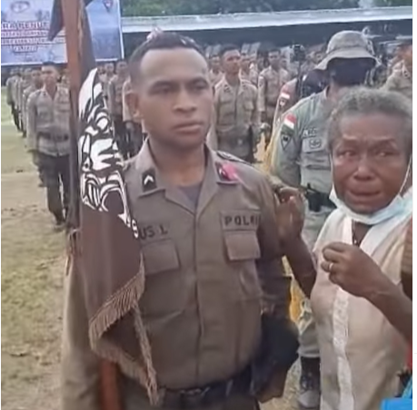 putra papua jadi polisi