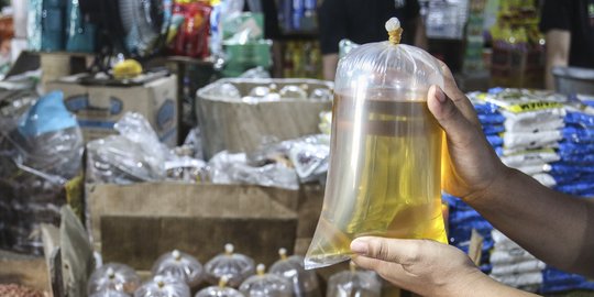 Fakta Usai Harga Minyak Goreng Curah Dipatok Rp14.000 Per Liter Dan ...