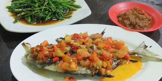 6 Resep Ikan Rica ala Rumahan Mudah dan Lezat, Pedasnya Bikin Nagih