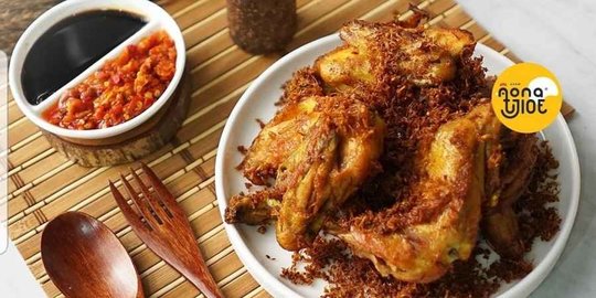 Gurihnya Ayam Kuning Goreng di Jakarta Ini Bisa Bangkitkan Selera Makan