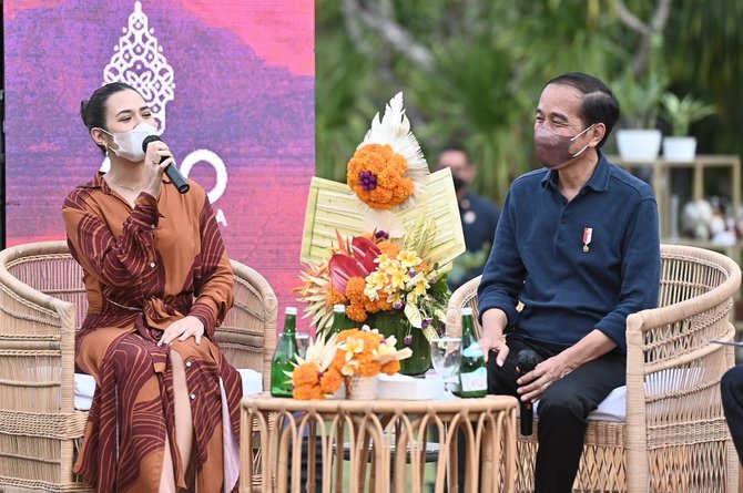 punya kesempatan berbincang dengan presiden jokowi raisa ajak bahas soal ini