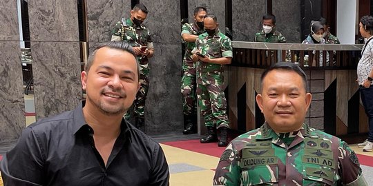 Deretan Foto Sultan Djorghi Bareng Jenderal TNI Polri, dari Kapolda Hingga Kasad