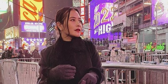 Cerita Prilly Latuconsina saat Debut sebagai Produser, Sampai Tak Bisa Tidur