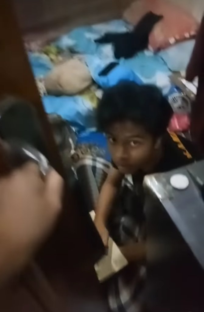 ortu curiga anak kunci kamar