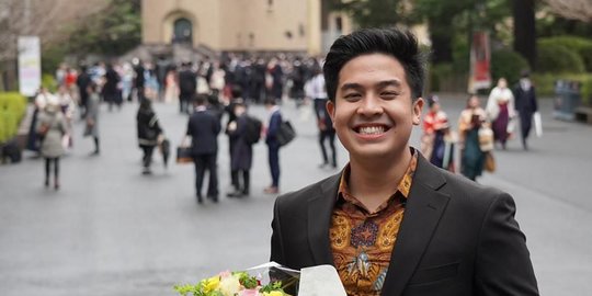 Resmi Jadi Sarjana Teknik, Ini Potret Keseruan Wisuda Jerome Polin dari Waseda