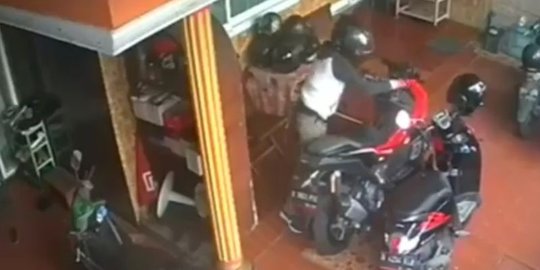 Pura Pura Jadi Pasien Komplotan Pencuri Gasak Motor Di Tempat Terapi