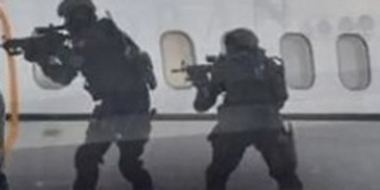 Potret Patung Lettu Inf Ahmad Kirang, Kopassus yang Gugur Saat Pembebasan Sandera