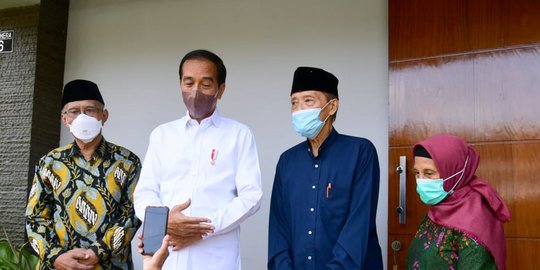 Jokowi Perintahkan Mendagri Ubah Gaji Kepala Desa Jadi Setiap Bulan