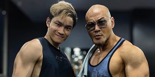 Anaknya Akan Bertanding Tinju Lawan Vicky Prasetyo, Deddy Corbuzier Beri Pesan Ini