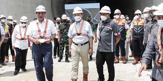 Menko Marves dan Dubes RRT Tinjau Tunnel 6 Kereta Cepat Jakarta-Bandung