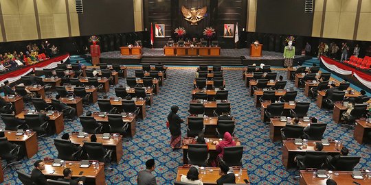 Heboh Pakaian Dinas Rp1,7 Miliar, DPRD DKI: Bukan Prioritas Tapi Sudah Dianggarkan
