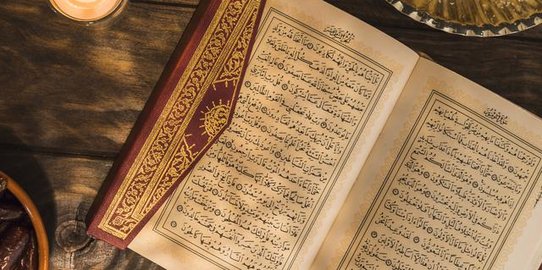 Sebelum Membaca Al Quran Disunahkan Membaca Taawuz, Ini Alasannya