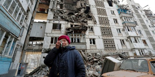 Di Mariupol yang Terkepung, Anak-Anak Korban Perang Dibayangi Kematian