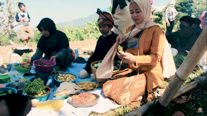 tradisi gembrong liwet di citali sumedang