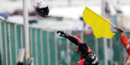 CEK FAKTA: Helm Pembalap MotoGP Mandalika untuk Penonton Malah Dilelang, Ini Faktanya