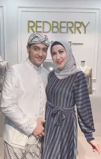 akan menikah bulan maret 2022 di bali ferry irawan dan venna melinda inginkan ini