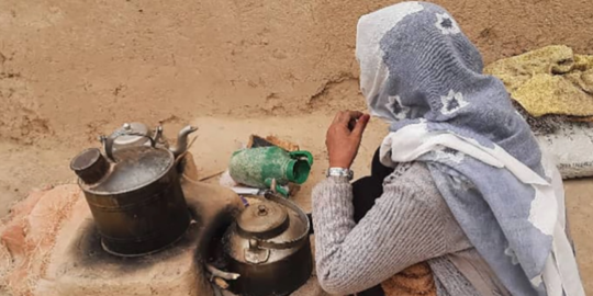 Di Afghanistan, Orang-Orang Menjual Bayi untuk Bertahan dari Kelaparan