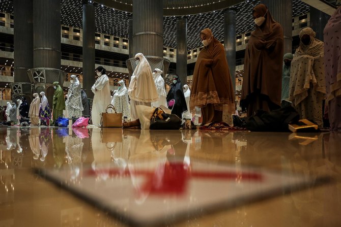 tarawih di masjid istiqlal