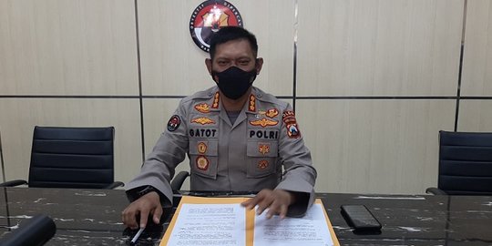 Polisi Sebar Foto DPO Putra Wibowo Pendiri Robot Trading Viral Blast Global
