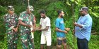 Bosan di Hutan, 2 Tentara OPM Menyerahkan Diri ke Koramil Kambrauw Kaimana
