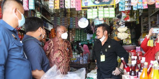 Kaget Harga Daging Melonjak saat Cek Pasar di Makassar, Mentan Telepon Pemasok