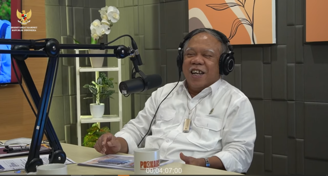 menteri basuki sulit move on dari topi lusuh