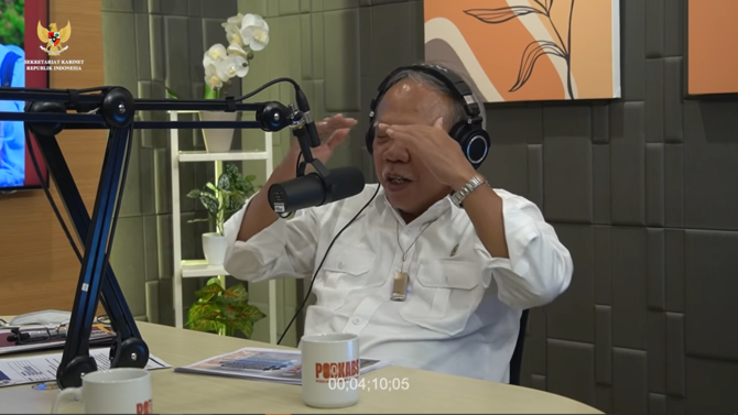 menteri basuki sulit move on dari topi lusuh