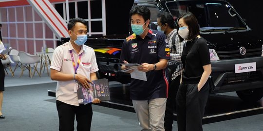 Merek Otomotif Geber Pesona di IIMS 2022, DFSK Ada Harga Khusus dan Hadiah Langsung