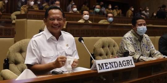 Mendagri Tito Jelaskan Status Hukum Apdesi yang Deklarasi Jokowi 3 Periode