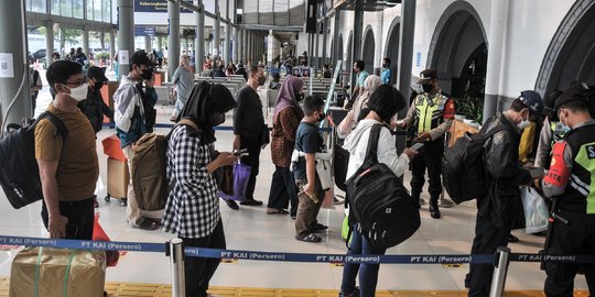 Bea Tiket Penumpang Kereta Tanpa Tes Covid-19 pada 5-7 April Dikembalikan 100%
