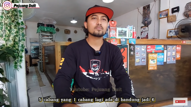 kisah inspiratif pemilik toko pizza erlan radiansyah