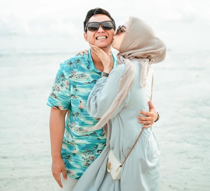 3 bulan nikah ini 5 potret mesra doni salmanan dan istri cantiknya dinan fajrina