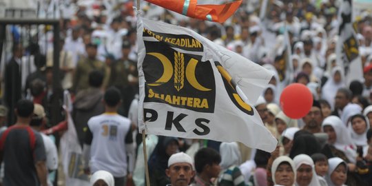 PDIP dan PKS Diprediksi Sulit Berkoalisi di Pilpres 2024, Ini Penyebabnya