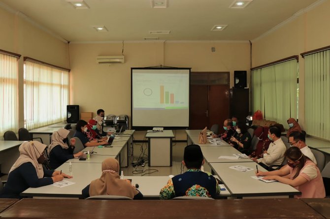 monitoring dan evaluasi bersama perwakilan fasilitas kesehatan rujukan tingkat lanjutan kota pasuruan