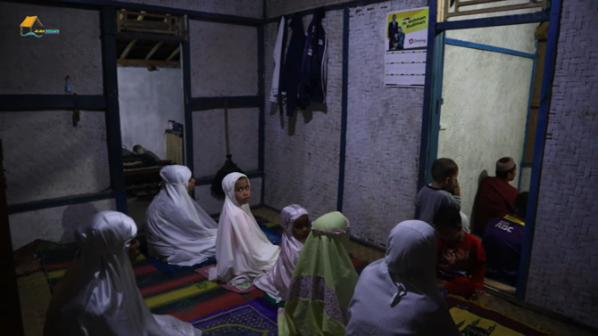 rumah warga disulap jadi tempat tarawih