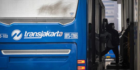 PPKM Level 2: Transjakarta Beroperasi hingga Pukul 22.00 dan MRT Jam 22.30