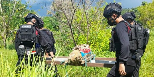 Benda Diduga Mortir Sepanjang 1 Meter Ditemukan di Lubang Septic Tank