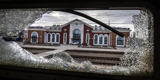 Tragis, 50 Tewas Akibat Serangan Roket di Stasiun Kramatorsk Ukraina