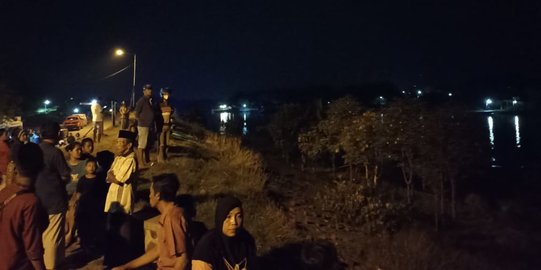 Satu Keluarga Jatuh ke Sungai Brantas saat Naik Perahu, Sang Ibu Ditemukan Tewas